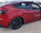 La Model Y del 2026 è già stata protagonista di un grave incidente senza danni alla gabbia passeggeri. (Fonte: Copart)